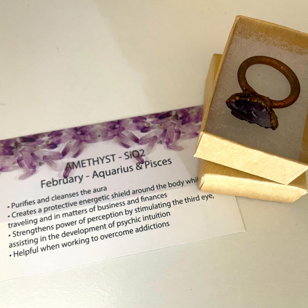 NIB Amethyst raw cut stacking ring by Hawkhouse. Size 4.5
